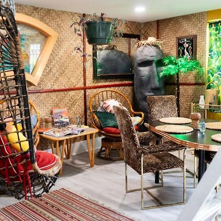 Tropical Tiki Hut Villa Louisville Bagian luar foto