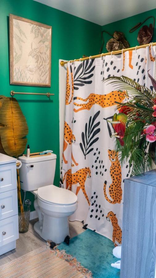 Tropical Tiki Hut Villa Louisville Bagian luar foto